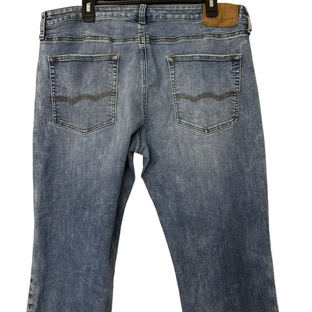 AMERICAN EAGLE Extreme Flex 4 Slim Straight Distressed Light Wash Jeans 36x34
